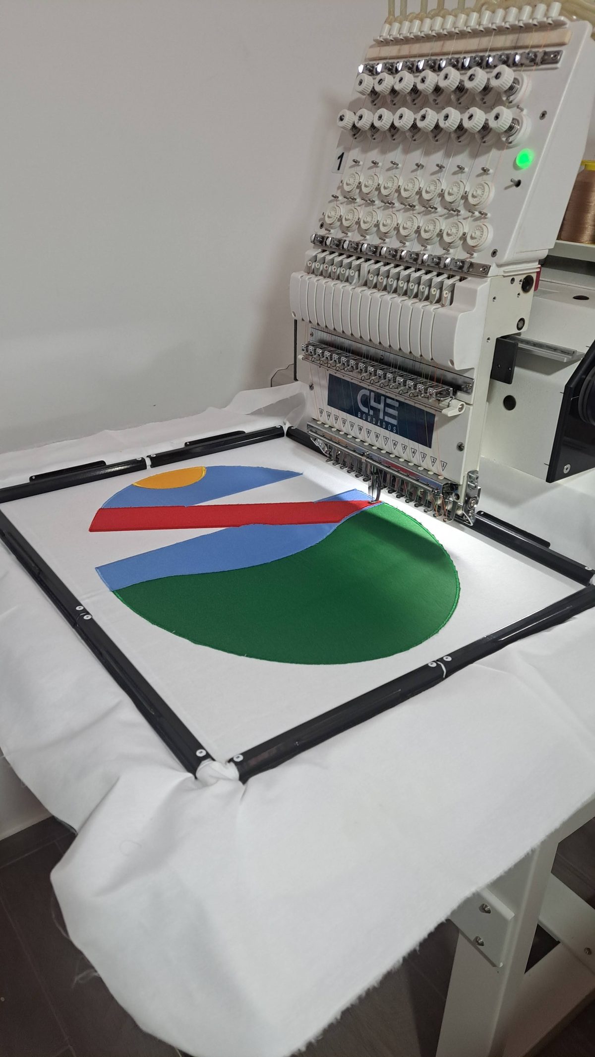 Bandera bordada personalizada
