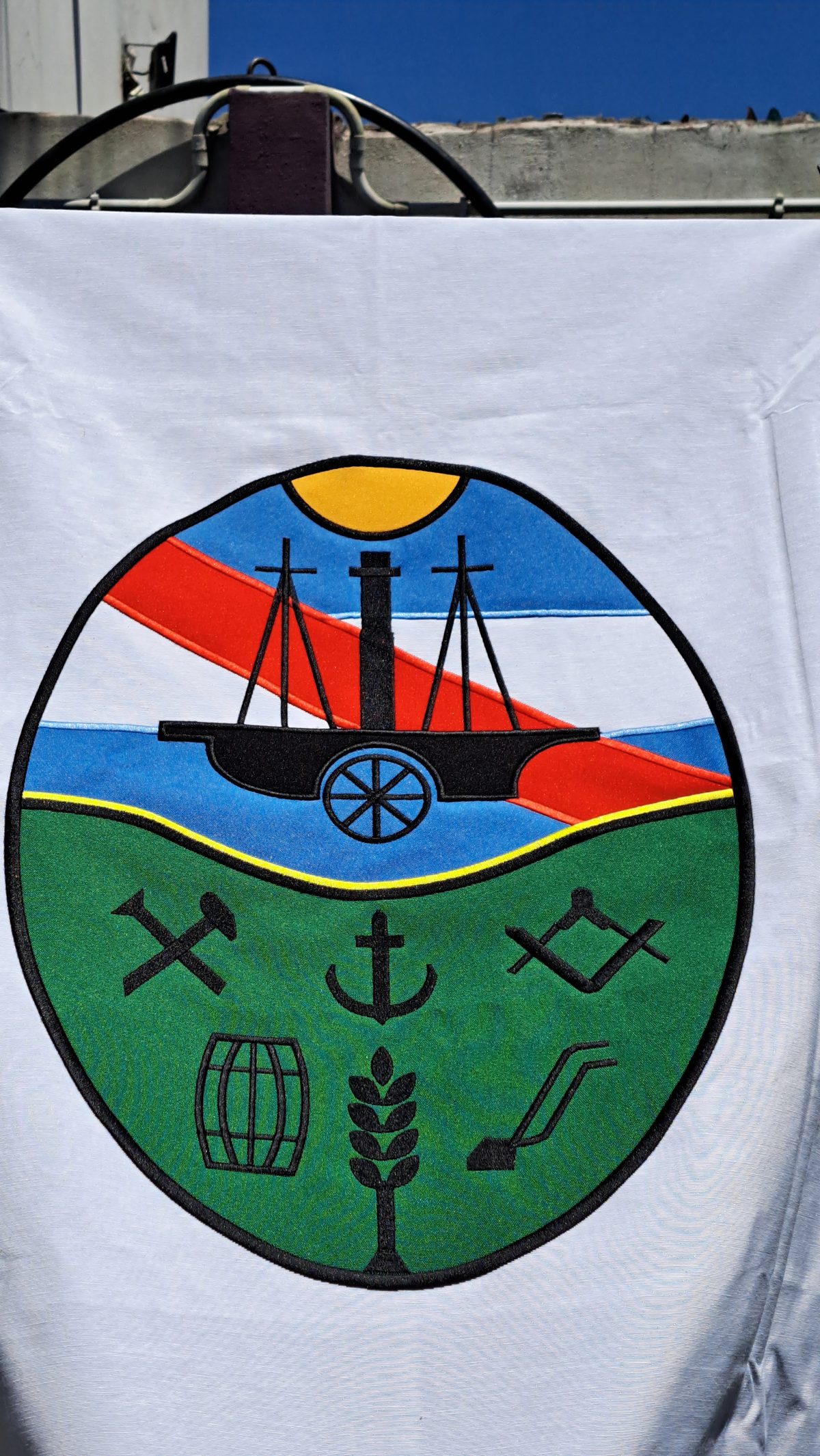 Bandera bordada personalizada