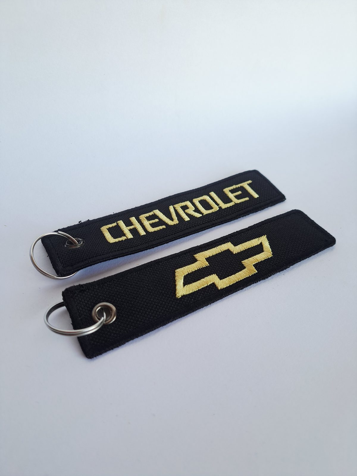 Llavero bordado personalizado