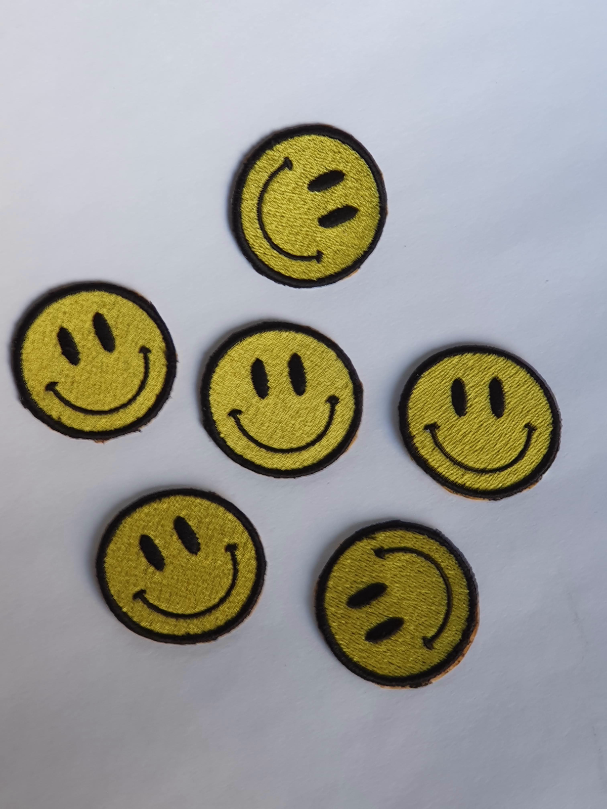 Sticker bordado personalizado