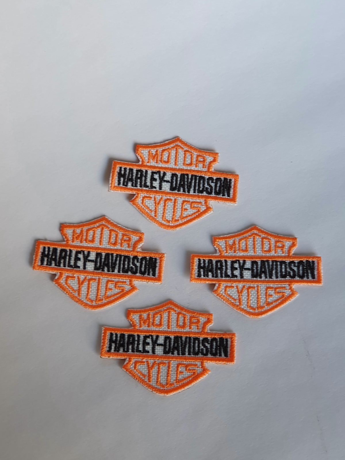 Sticker bordado personalizado