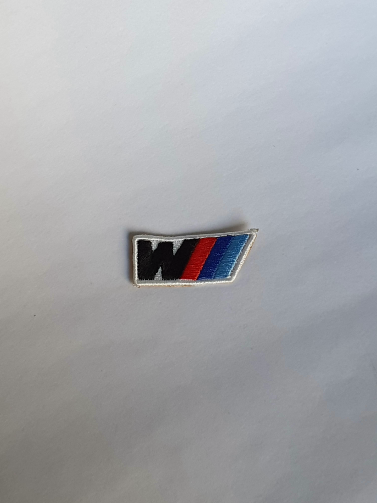 Sticker bordado personalizado
