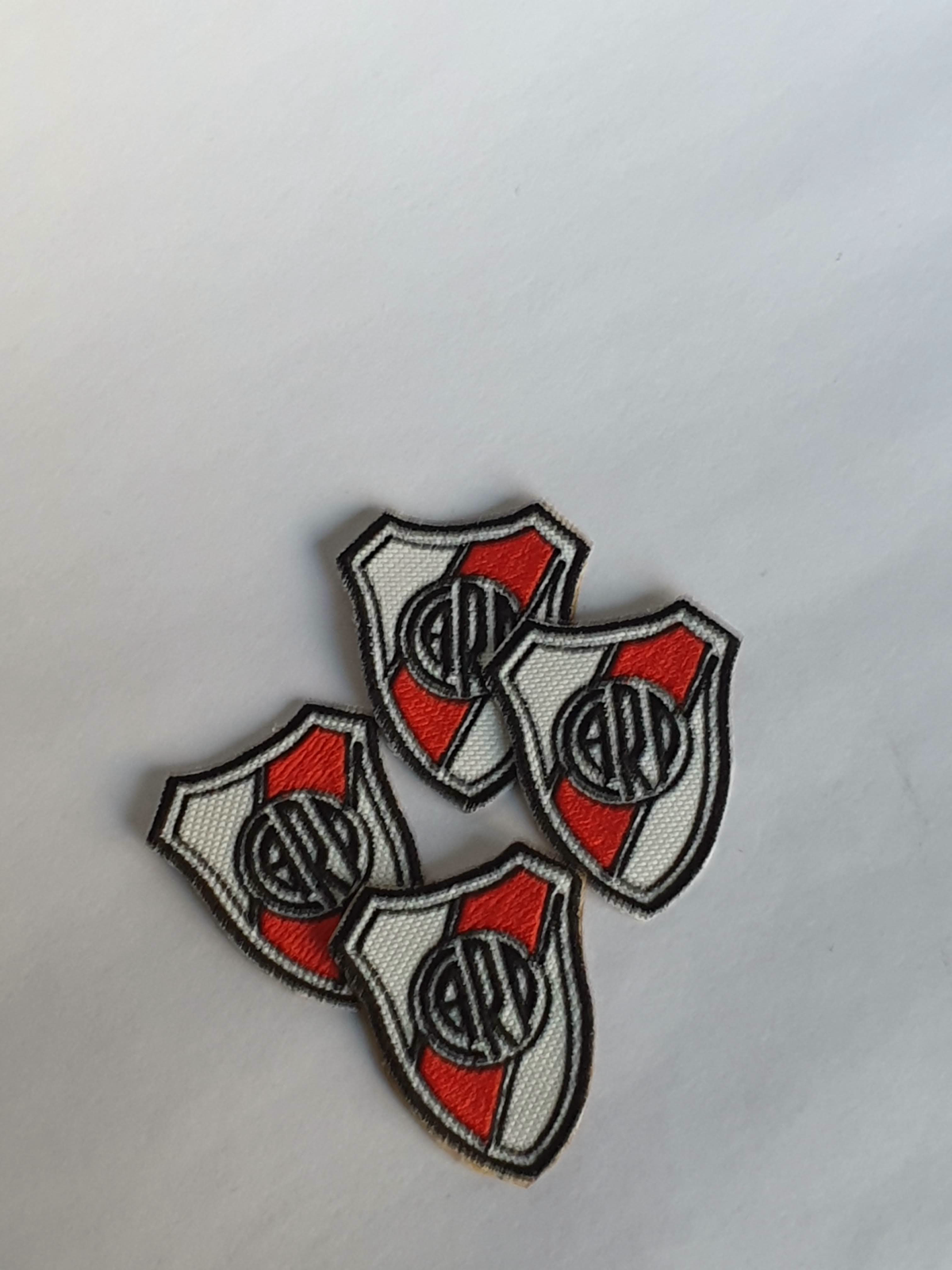 Sticker bordado personalizado